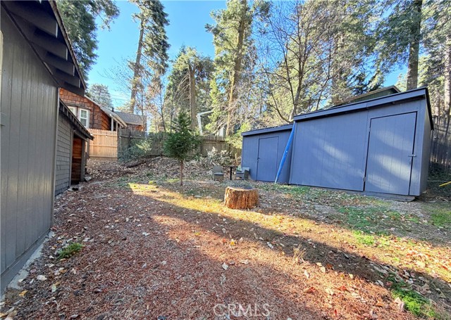 Detail Gallery Image 19 of 51 For 926 Kuffel Canyon, Lake Arrowhead,  CA 92385 - 2 Beds | 1 Baths