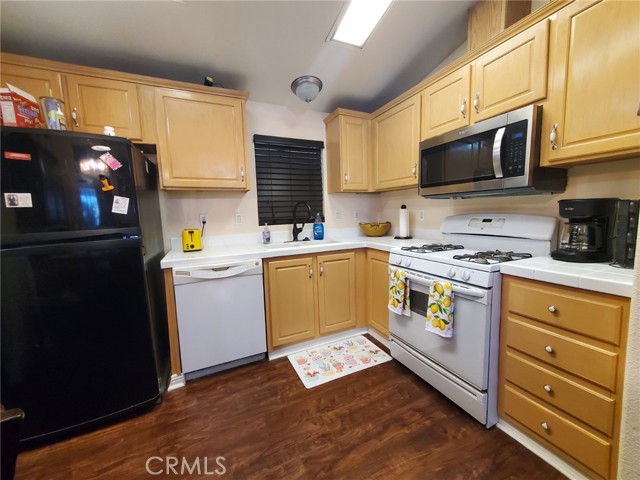 29021 Bouquet Canyon Road, Saugus CA: https://media.crmls.org/medias/02984e1a-6675-4143-9091-9ccdee7d558a.jpg