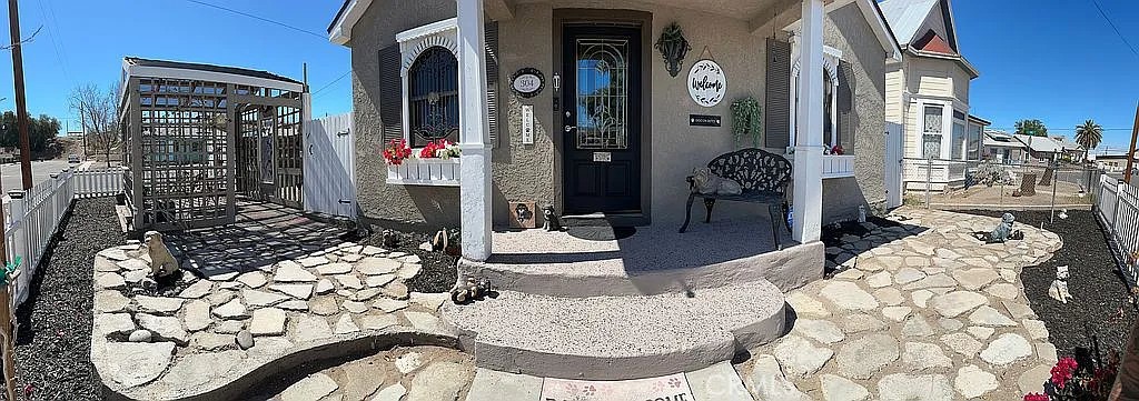 https://media.crmls.org/medias/029950a6-b187-426d-ab1e-40b1ec26f04d.jpg?preset=X-Large