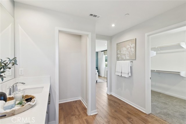 Detail Gallery Image 13 of 32 For 6737 Solera Dr, Palmdale,  CA 93552 - 5 Beds | 4 Baths