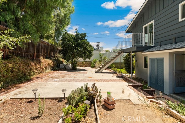 5701 Milton photo 36