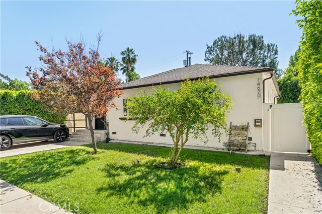 Detail Gallery Image 3 of 28 For 14622 Huston St, Sherman Oaks,  CA 91403 - 5 Beds | 5 Baths