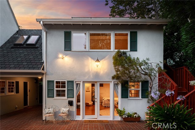 11818 Laurel Hills Road, Studio City CA: https://media.crmls.org/medias/029bdb54-37d3-4e6f-8b93-00f8a7fdda13.jpg