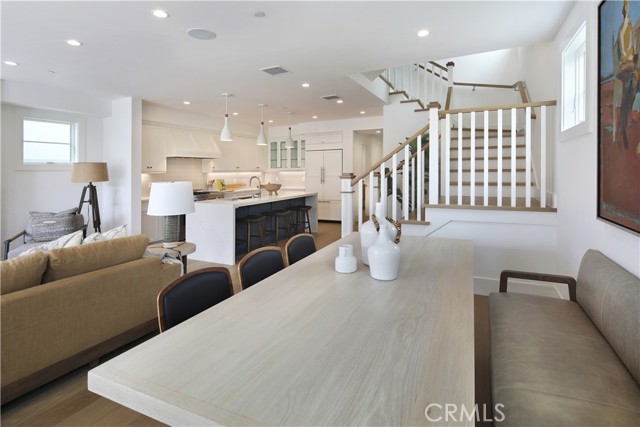 Detail Gallery Image 10 of 35 For 411 39th St, Newport Beach,  CA 92663 - 3 Beds | 3 Baths