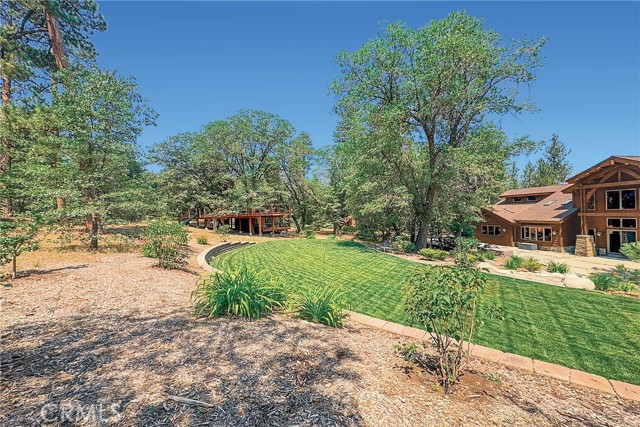 42143 Switzerland Drive, Big Bear CA: https://media.crmls.org/medias/029ef59c-8806-4fc9-a7c4-036851a7583a.jpg