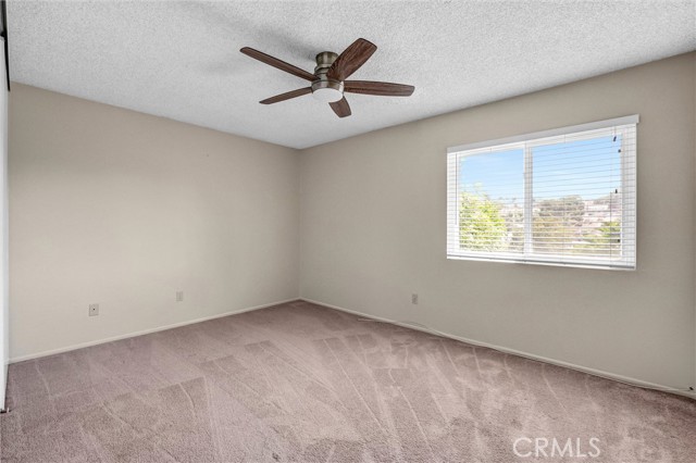 11454 Doral Avenue, Porter Ranch CA: https://media.crmls.org/medias/029f8ec6-5d96-423a-90a1-ca2b353770b4.jpg