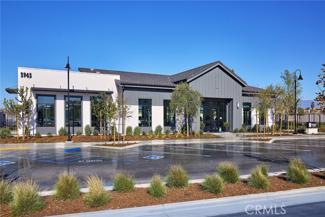 Detail Gallery Image 10 of 22 For 12720 Hampton Ave, Corona,  CA 92880 - 2 Beds | 2/1 Baths