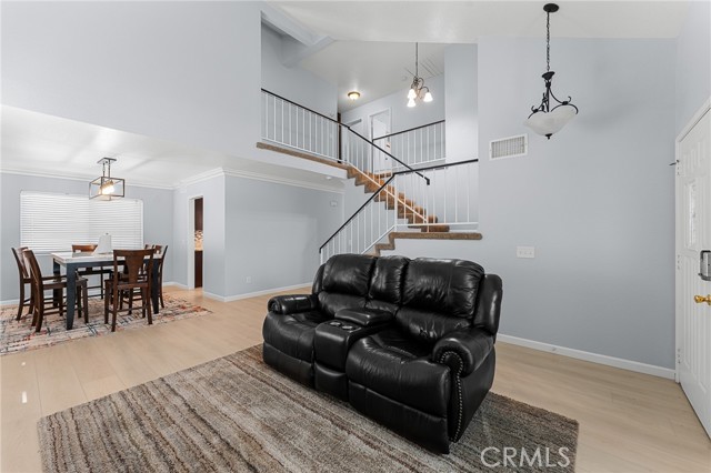 6264 N Beechwood Avenue, San Bernardino CA: https://media.crmls.org/medias/02a03fbe-1eb5-4689-9925-6417637eeb4f.jpg