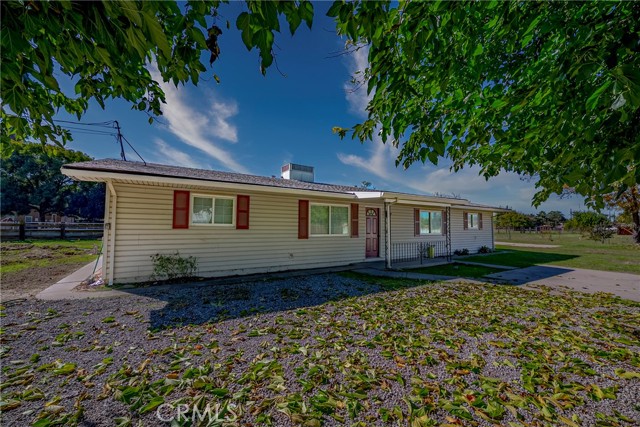 Detail Gallery Image 3 of 40 For 3085 N Buhach, Atwater,  CA 95301 - 4 Beds | 2 Baths