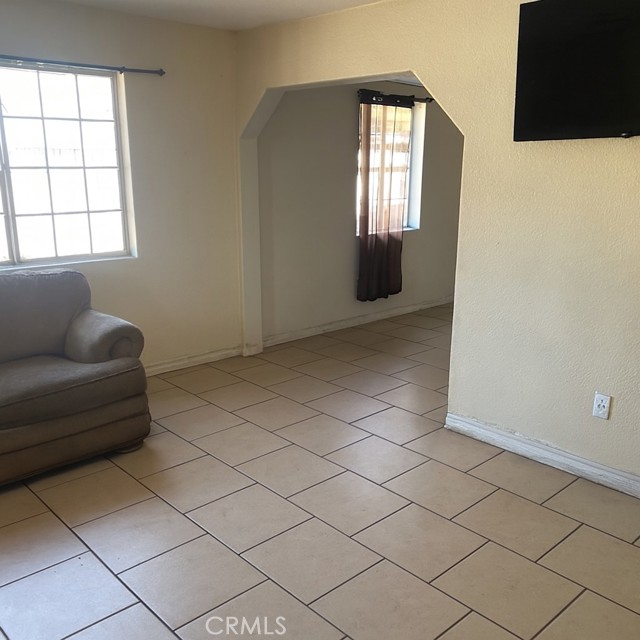 Detail Gallery Image 5 of 34 For 1178 Buelah, Los Angeles,  CA 90063 - – Beds | – Baths