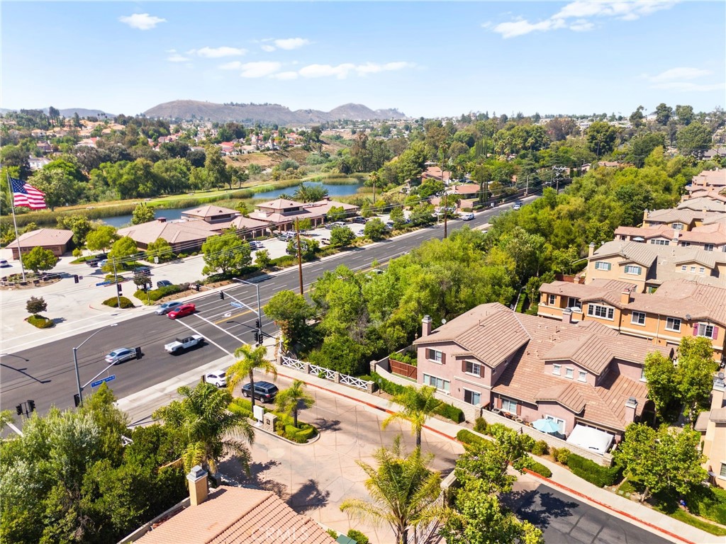 MLS #OC25136647 img 43