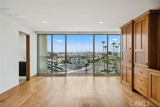 Detail Gallery Image 14 of 40 For 611 Lido Park Dr 5a,  Newport Beach,  CA 92663 - 2 Beds | 2 Baths