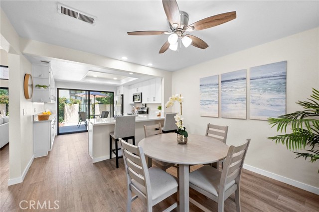 18325 Gum Tree Lane, Huntington Beach CA: https://media.crmls.org/medias/02a23d2b-1004-46eb-b9bf-2a93861876dc.jpg