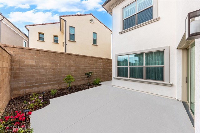 145 Fairgreen, Irvine CA: https://media.crmls.org/medias/02a35fe8-c5af-42be-b369-47813efdd9e3.jpg