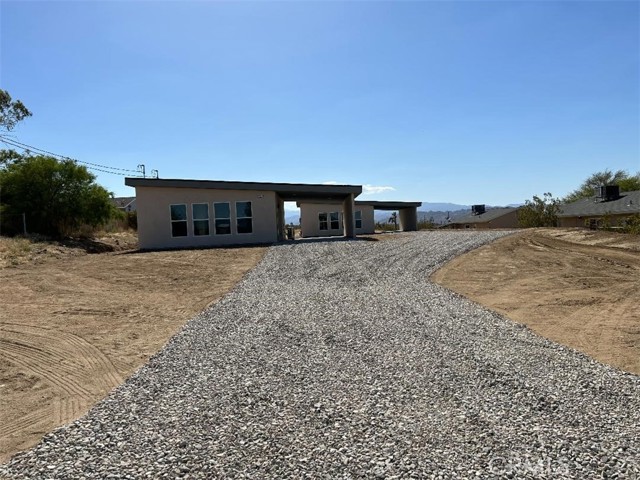 Detail Gallery Image 2 of 27 For 7374 Olympic Rd, Joshua Tree,  CA 92252 - – Beds | – Baths