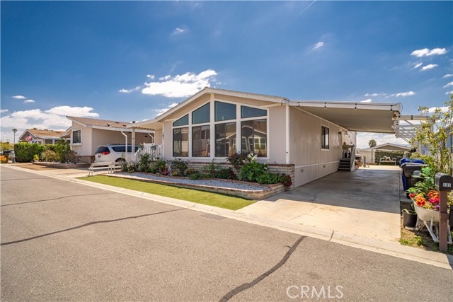 Detail Gallery Image 2 of 11 For 4080 Pedley #191,  Jurupa Valley,  CA 92509 - 4 Beds | 2 Baths