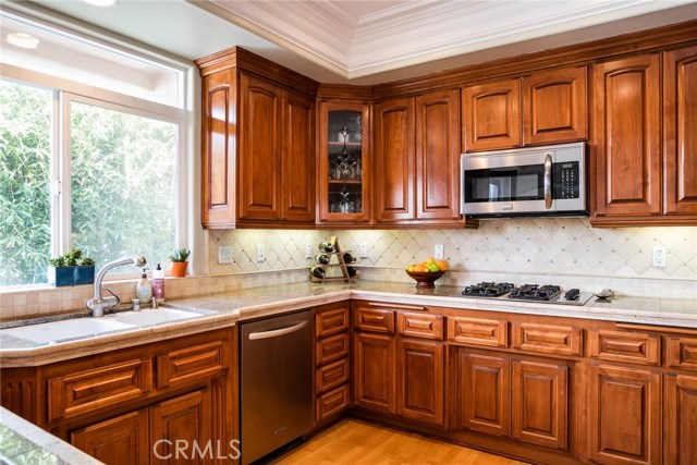 2411 Carnegie Lane, Redondo Beach, California 90278, 4 Bedrooms Bedrooms, ,3 BathroomsBathrooms,Residential,Sold,Carnegie,SB17036345