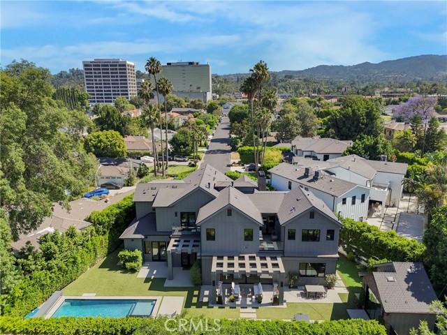 4961 Edgerton Avenue, Encino CA: https://media.crmls.org/medias/02a537a9-5ff9-4c9c-8c66-180c64002902.jpg