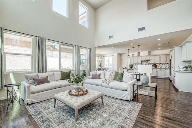 Detail Gallery Image 11 of 38 For 20128 Pescara Ln, Friant,  CA 93626 - 4 Beds | 3/1 Baths