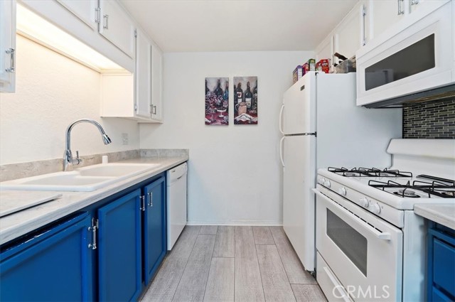 Detail Gallery Image 14 of 33 For 1000 Central Ave #25,  Riverside,  CA 92507 - 2 Beds | 2 Baths