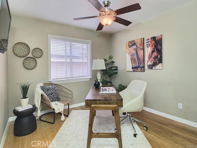 1242 Avenida Amistad, San Marcos CA: https://media.crmls.org/medias/02a67209-4cb9-4b53-b5d1-4249f0065573.jpg