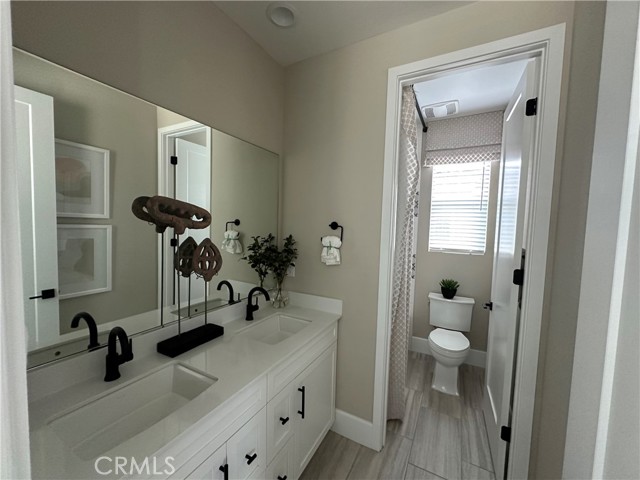Detail Gallery Image 18 of 21 For 6600 Gotto Ln., Fontana,  CA 92336 - 4 Beds | 3 Baths