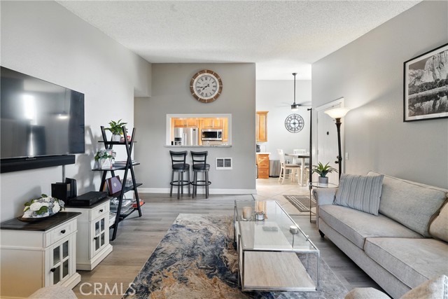 Detail Gallery Image 5 of 31 For 20426 S Vermont Ave #80,  Torrance,  CA 90502 - 2 Beds | 2 Baths