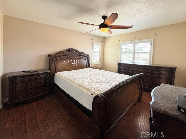Image 7 of 13 For 1398 Meadowview Avenue