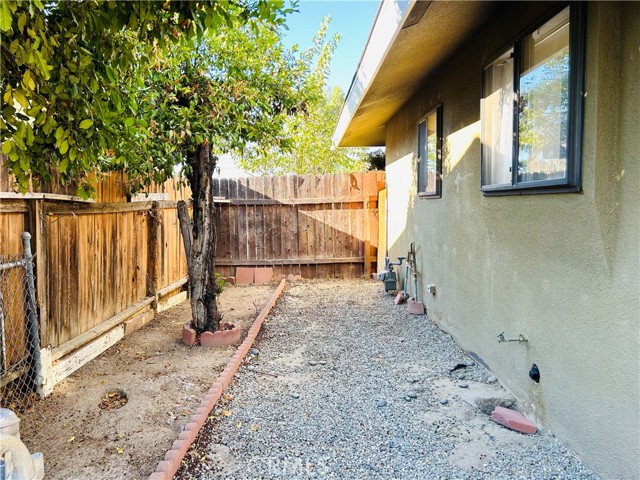 Detail Gallery Image 43 of 45 For 527 Fern Pl, Hemet,  CA 92543 - 2 Beds | 2 Baths