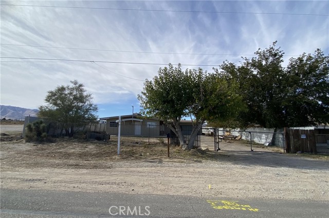 Detail Gallery Image 16 of 16 For 10380 Baker Rd, Lucerne Valley,  CA 92356 - 4 Beds | 2 Baths
