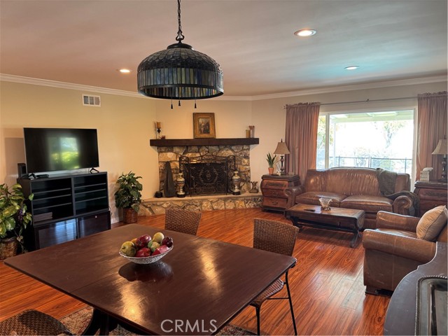 2414 Robalo Avenue, San Pedro CA: https://media.crmls.org/medias/02a8dbfd-eb86-4f37-abca-0edba7fdf0cf.jpg