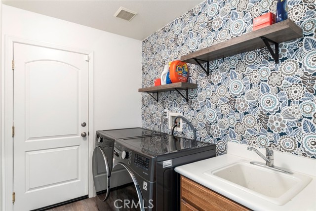 Detail Gallery Image 25 of 39 For 1638 Paseo Vista St, Corona,  CA 92881 - 5 Beds | 2/1 Baths