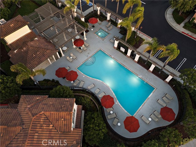 9 Durham Court, Laguna Niguel CA: https://media.crmls.org/medias/02aa926b-247e-4ec3-9e4e-17d1f9f09f2e.jpg