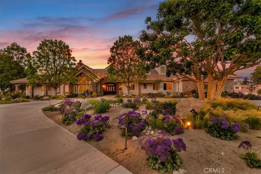 15984 Summit Crest Drive