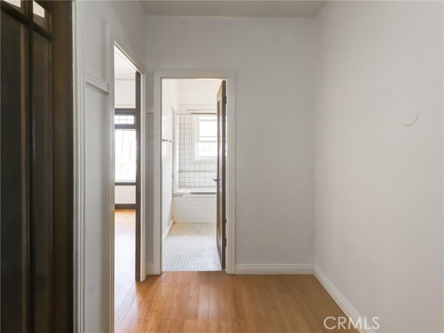 1030 East Ocean Boulevard, Long Beach CA: https://media.crmls.org/medias/02aba01d-4ae0-46df-ae0c-4403ba5197d3.jpg