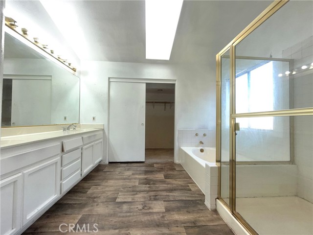 Detail Gallery Image 9 of 12 For 22500 Greenwich Ct, Moreno Valley,  CA 92553 - 4 Beds | 3/1 Baths