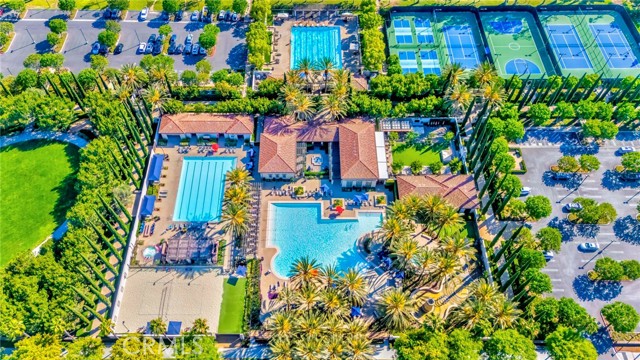 78 Talisman, Irvine CA: https://media.crmls.org/medias/02abc4c8-ec72-4d09-aa94-b2734c5a1a90.jpg