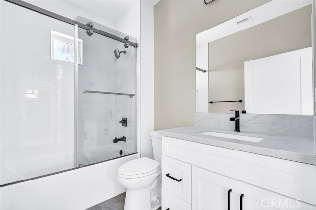 Image 41 of 51 For 5602 Verdura Ave
