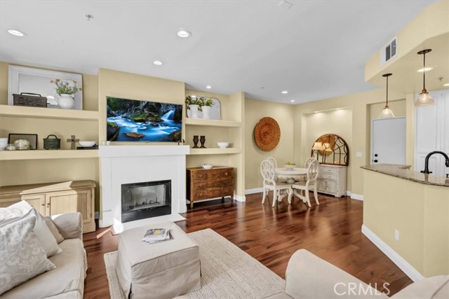 Detail Gallery Image 5 of 45 For 7310 Jordyn Ct, Huntington Beach,  CA 92648 - 3 Beds | 2/1 Baths
