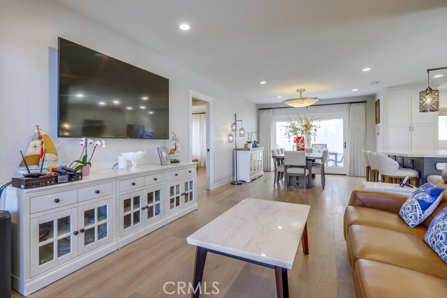 Image 9 of 62 For 627 7th Street