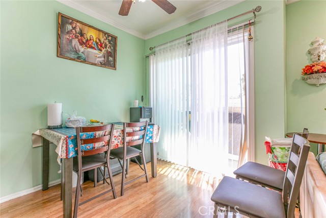 Detail Gallery Image 13 of 36 For 17151 Roscoe Bld #21,  Northridge,  CA 91325 - 2 Beds | 1/1 Baths