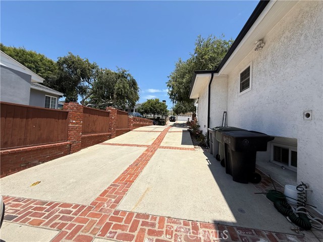 5426 Sharynne Lane, Torrance CA: https://media.crmls.org/medias/02adcd51-4660-490b-8365-552a59cc2160.jpg
