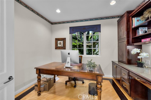 924 Via Mirada, Palos Verdes Estates CA: https://media.crmls.org/medias/02aeb828-219f-4c3c-aa9c-d2f917d0d763.jpg