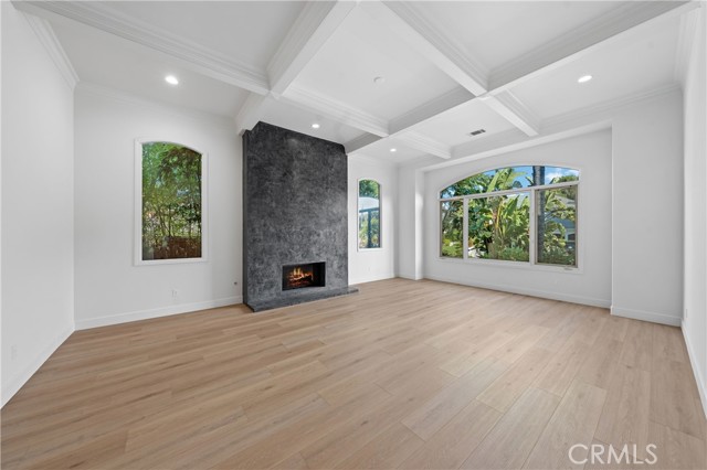 5418 Amber Circle, Calabasas CA: https://media.crmls.org/medias/02af16c8-8150-4508-bdc5-c8f5aef04e12.jpg