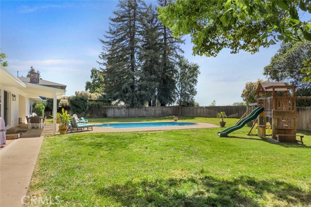 Large Lot w/ Pool