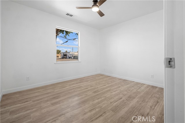 Detail Gallery Image 19 of 28 For 298 E Valley St, Coalinga,  CA 93210 - 3 Beds | 2 Baths