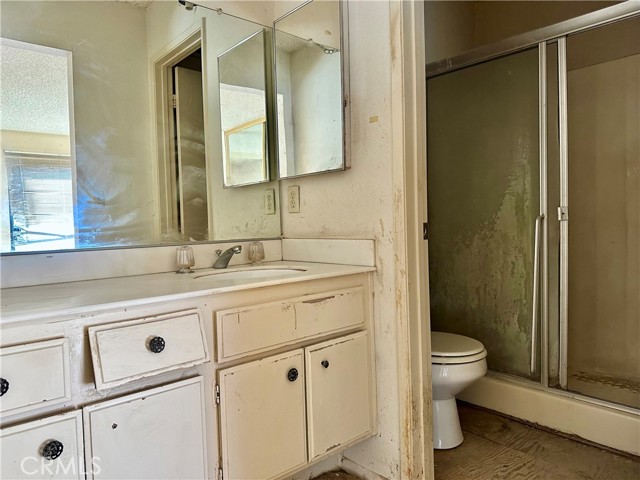 Detail Gallery Image 20 of 23 For 1224 Westmont Dr, San Pedro,  CA 90732 - 2 Beds | 2/1 Baths