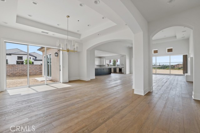 28902 Auburn Hills, Silverado CA: https://media.crmls.org/medias/02b1ba38-a591-436d-9180-803f3640e5fa.jpg