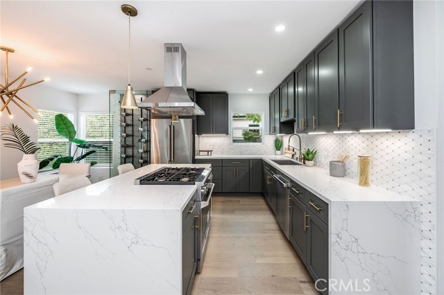 12520 Gilmore Avenue, Los Angeles CA: https://media.crmls.org/medias/02b1f51b-41a6-4106-a4de-7f0b0cc9dbd5.jpg