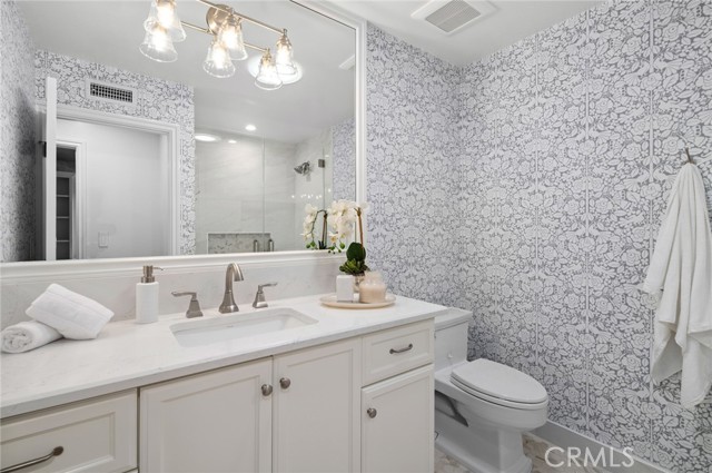 362 Vista Madera, Newport Beach CA: https://media.crmls.org/medias/02b3f2f4-88c3-44bb-98fb-e8e4782f4c74.jpg